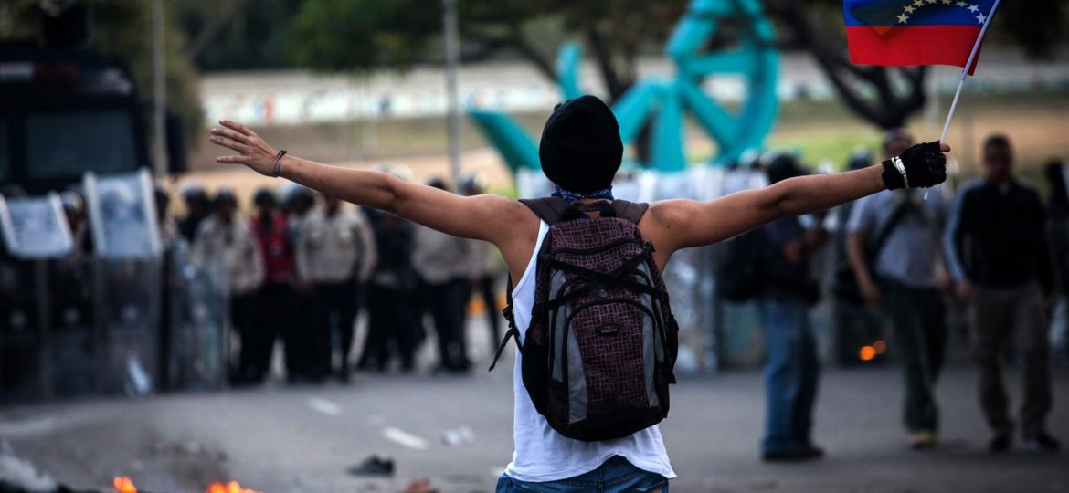 (32)VENEZUELA-CARACAS-SOCIEDAD-PROTESTA