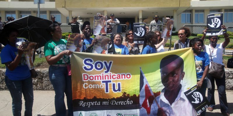 PROTESTA FRENTE AL TRIBUNAL CONSTITUCIONAL DE REPÚBLICA DOMINICANA