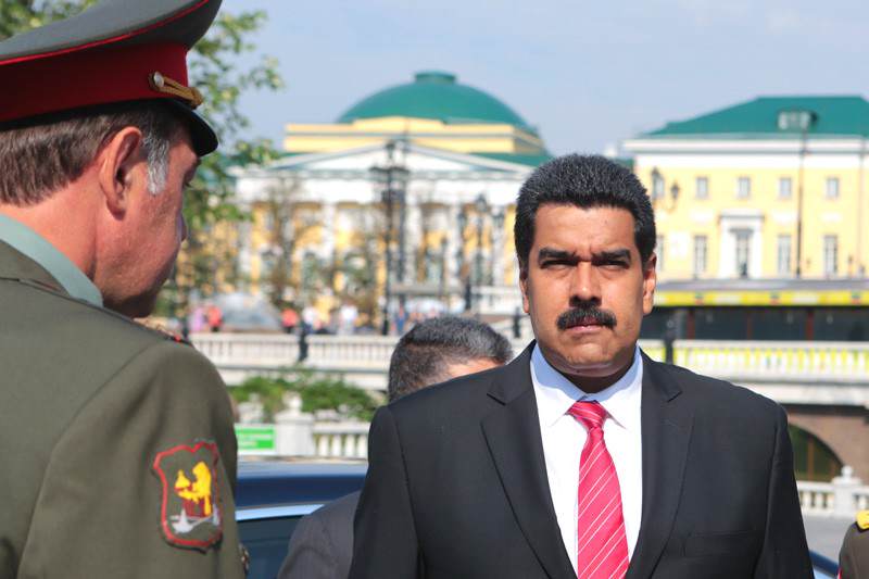 Nicolas-Maduro-en-Rusia-800x533-800x533