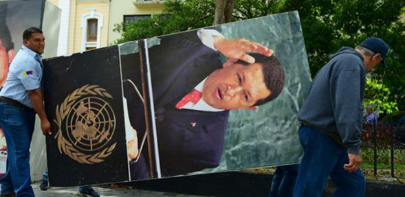 Afiches de Chavez