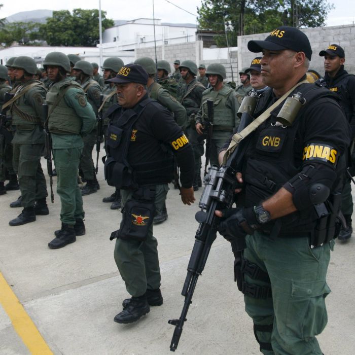 Venezuelan soldiers take part in a special deployment close to the border with Colombia, at San Antonio in Tachira state