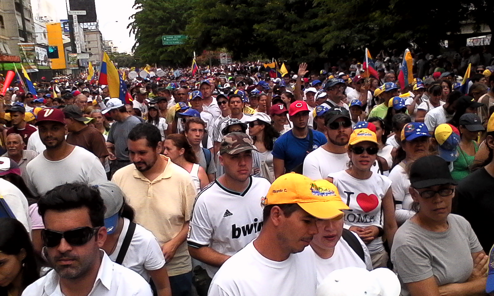 caracas-fue-tomada-en-paz-por-el-revocatorio