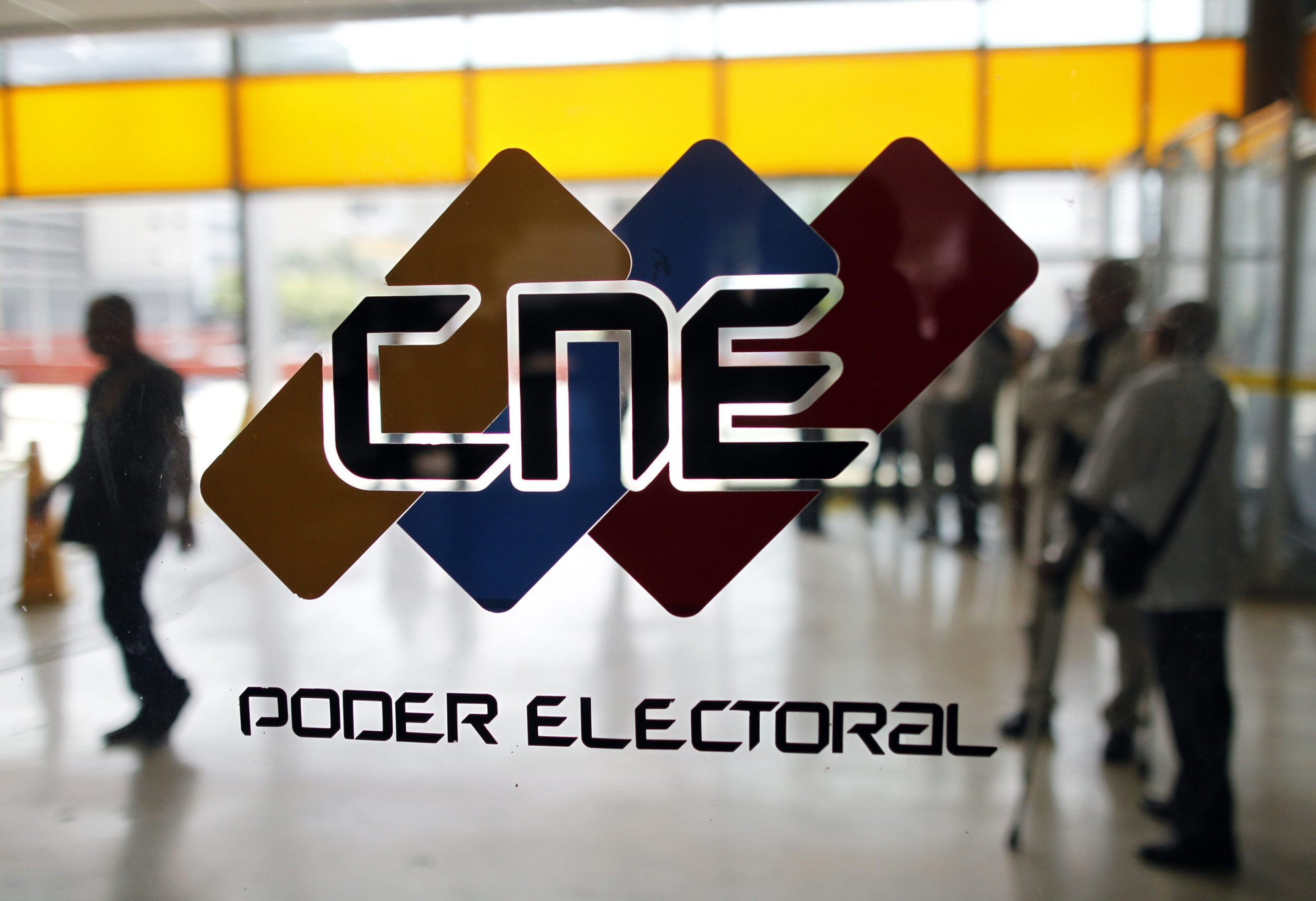 el-cinismo-del-cne