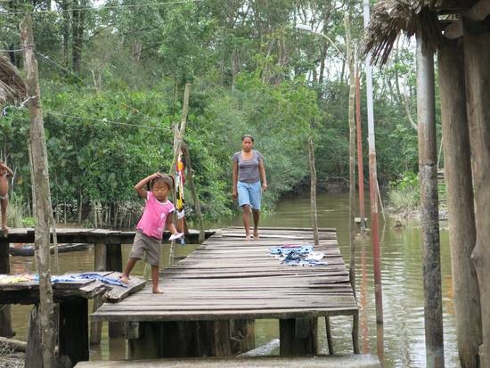 un-pueblo-abandonado-a-su-suerte