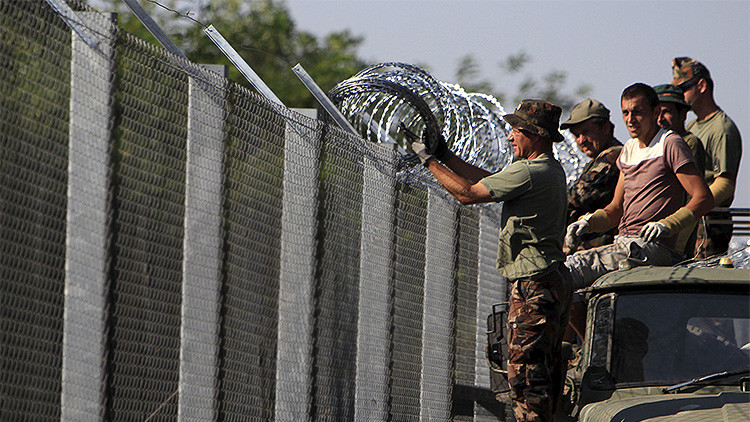 concreto-y-alambre-como-respuesta-a-la-migracion