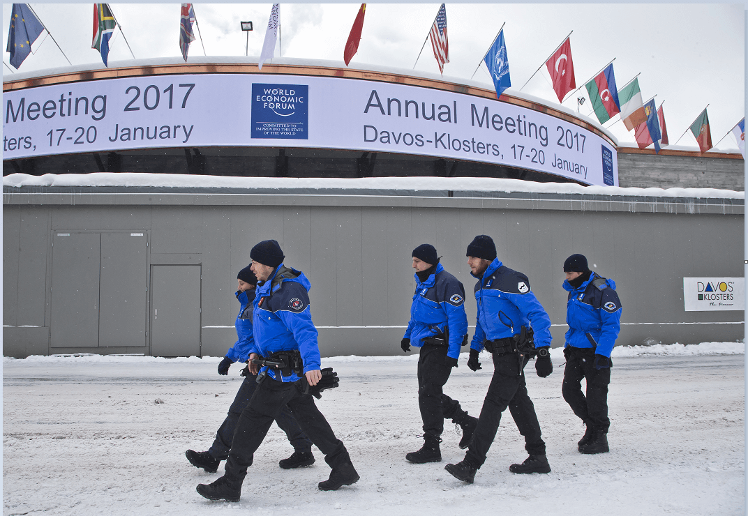 un-espectro-se-cierne-sobre-davos-el-del-populismo