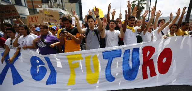 Venezuela-jovenes-marcha4