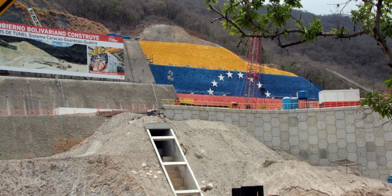 CONSTRUCCION - METRO GUARENAS GUATIRE