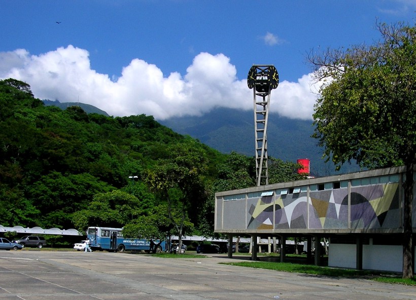 la-sombra-vencera-a-la-casa