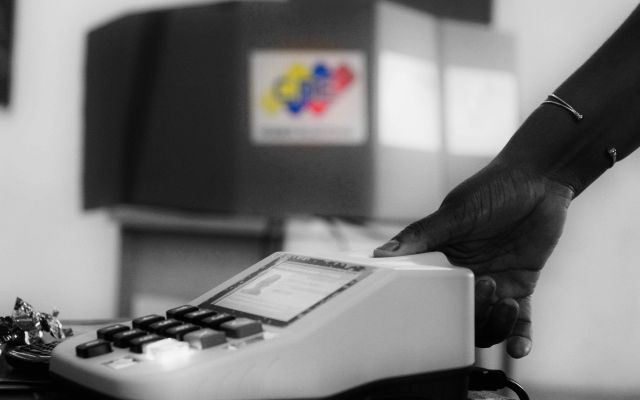 ¿Es-posible-agregar-votos-falsos-en-Venezuela-por-Eugenio-Martínez