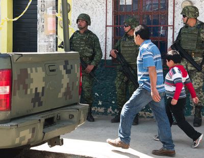 web3-mexico-military-people-father-son-dsc_8410-marko-vombergar-aleteia