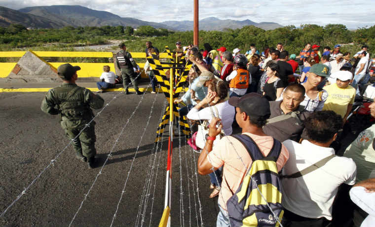 exodo-masivo-deja-cifras-alarmantes-en-la-ucv-y-en-el-hospital-de-merida