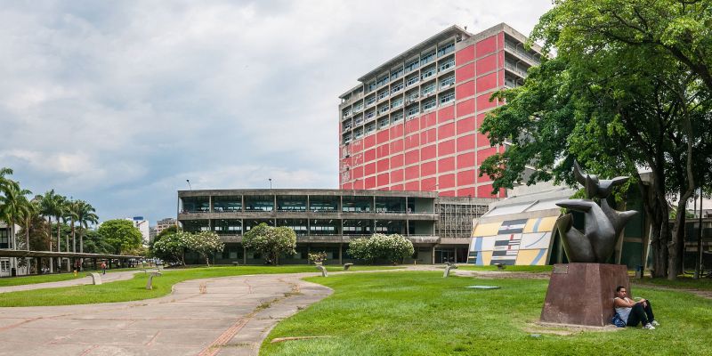 Biblioteca_de_la_Universidad_Central_de_Venezuela