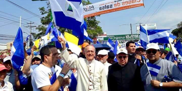 web3-bishop-baez-nicaragua-flags-facebook-silvio-josc3a9-bc3a1ez