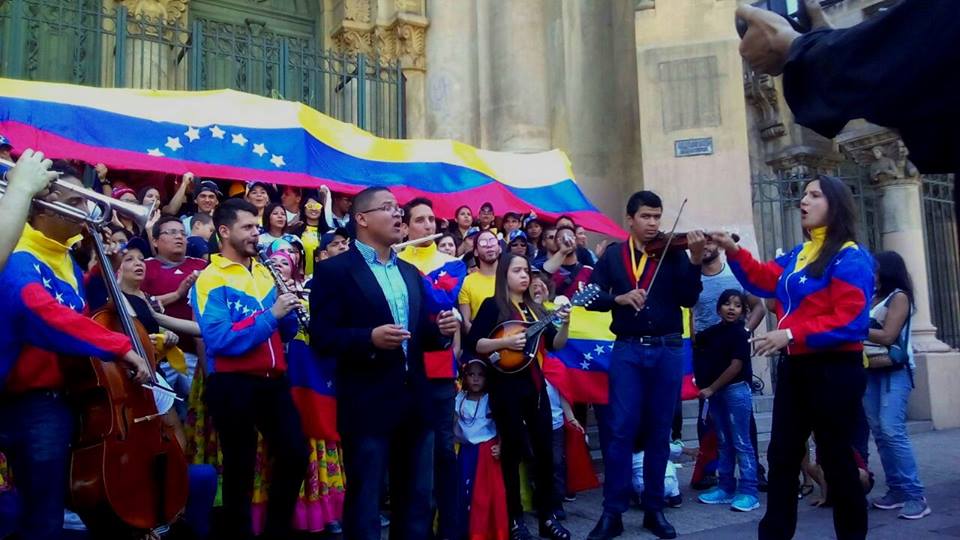 los-venezolanos-en-chile-tienen-su-propia-orquesta