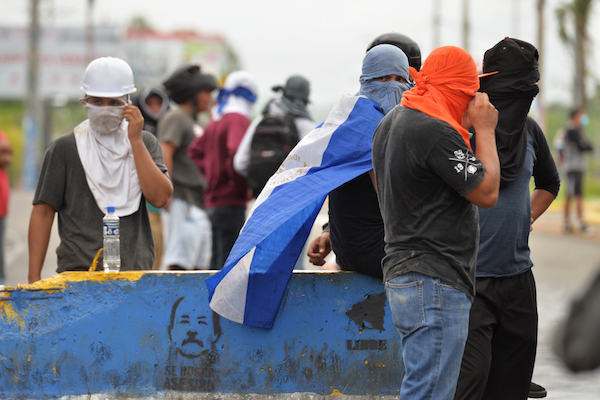 daniel-ortega-solo-cuenta-con-una-policia-cansada-de-la-represion