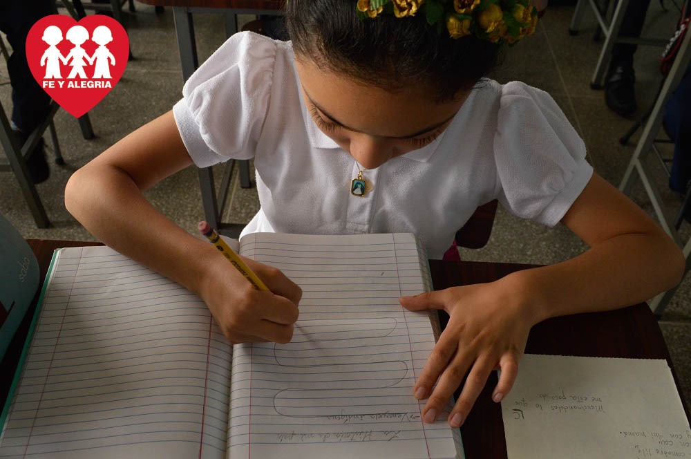 comenzo-la-campana-un-cuaderno-para-fe-y-alegria