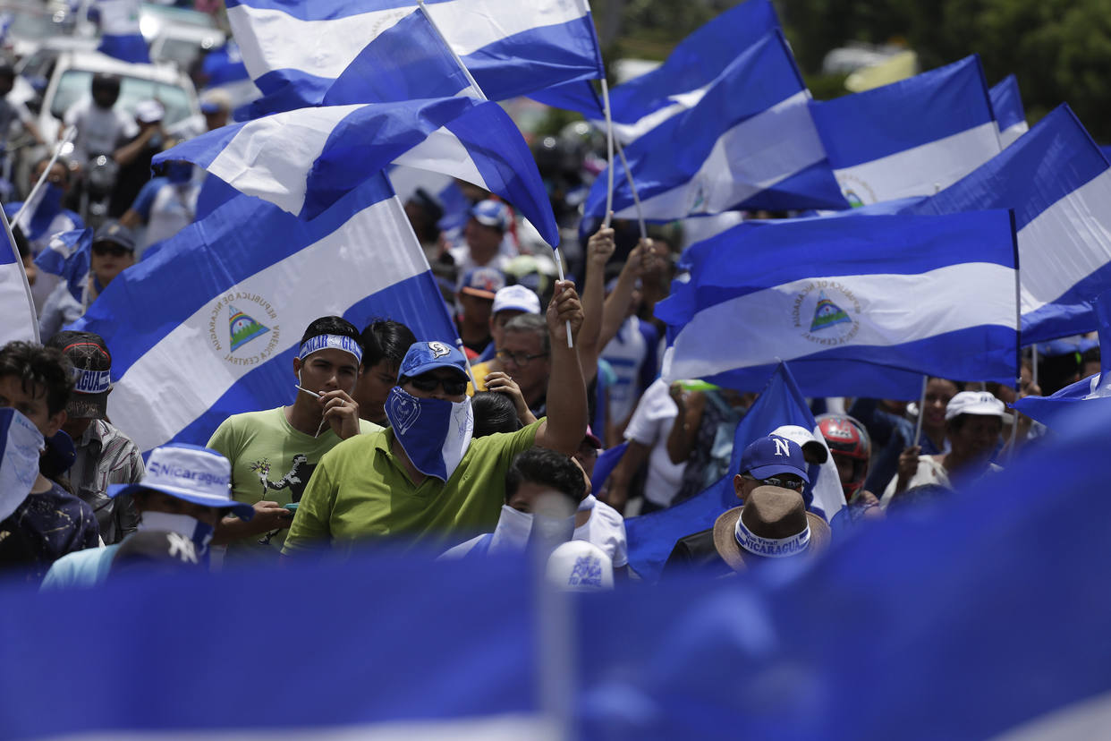 miles-de-personas-marcharon-en-apoyo-a-los-obispos-de-nicaragua