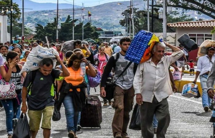 Diáspora-venezolana-Latinoámerica-960x450