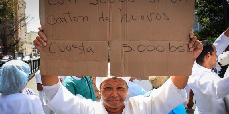 EE-cuarto-dia-de-protestas-enfermeras-28.06.18-DanielH-11