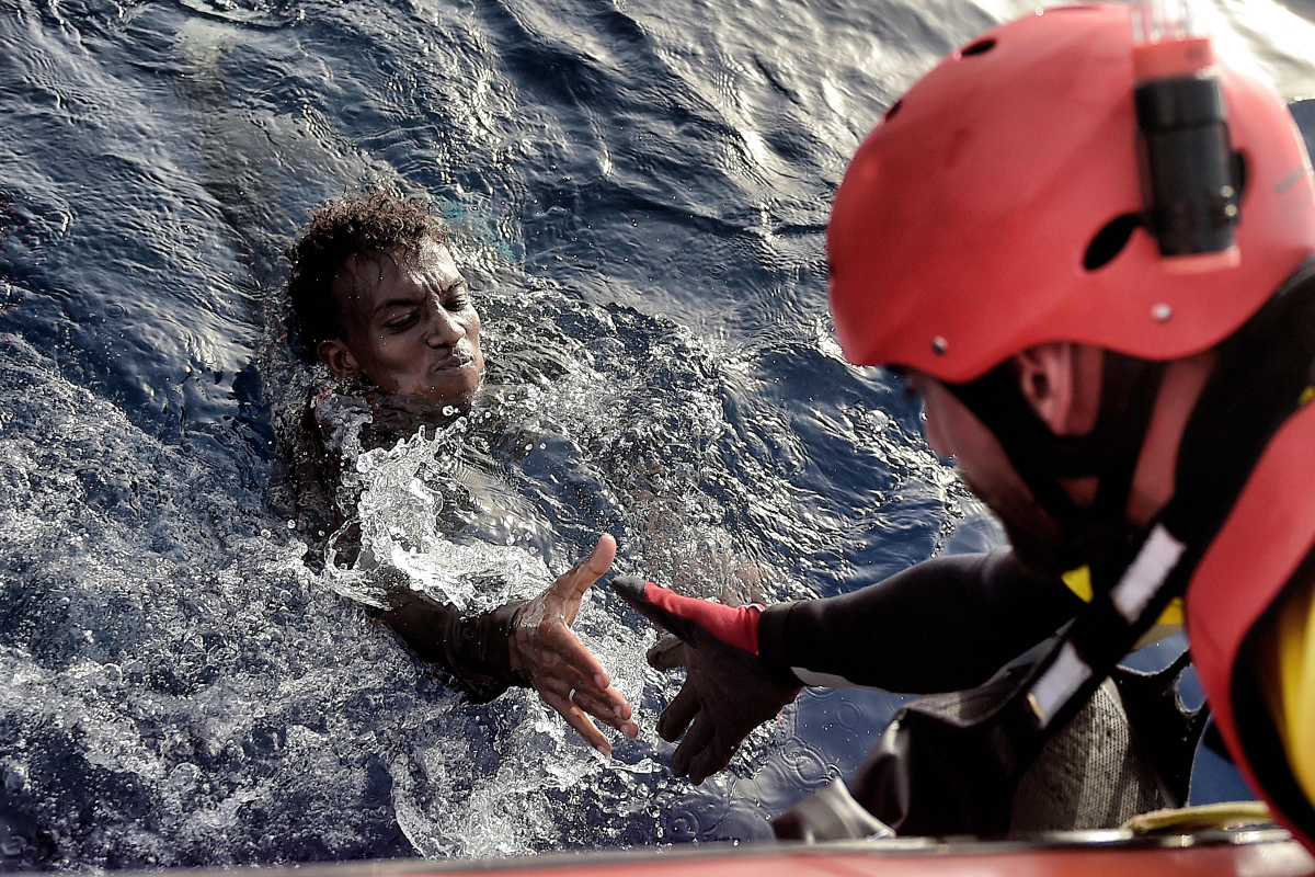papa-francisco-a-los-rescatistas-del-mediterraneo-sois-el-buen-samaritano