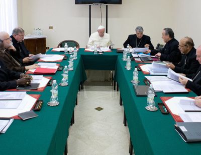 web3-vatican-pope-g8-afp-000_dv1587122