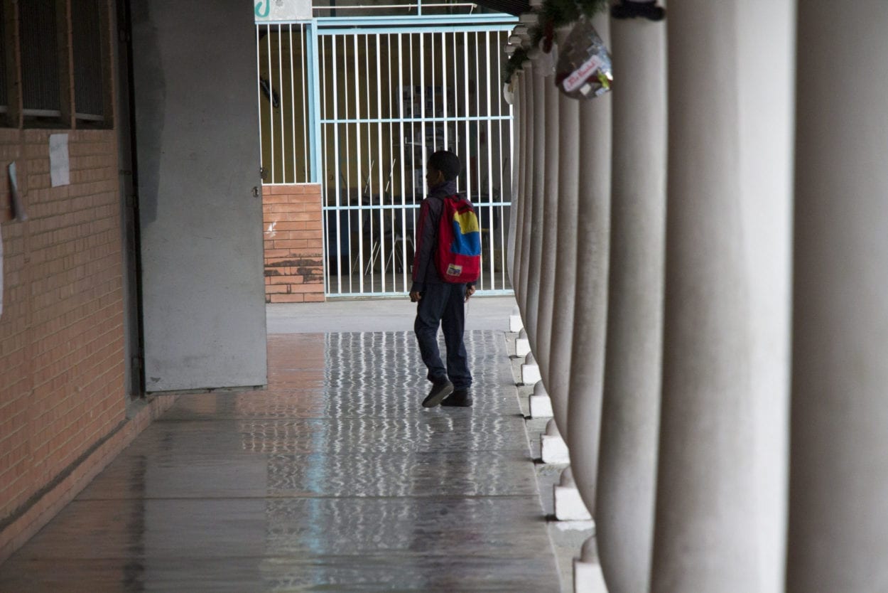 maestros-de-15-escuelas-publicas-en-caracas-se-encuentran-en-paro-tecnico