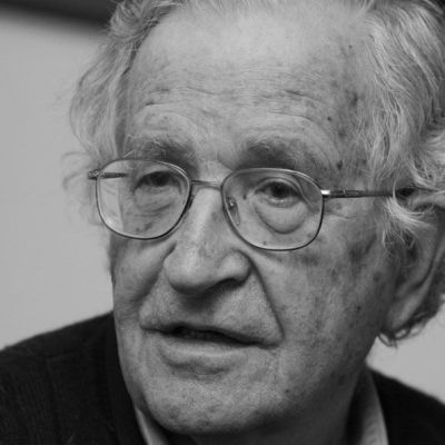 Noam-Chomsky-1