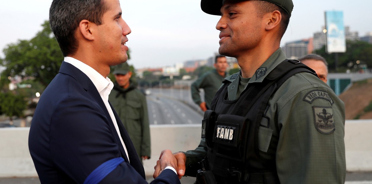 quienes-son-los-militares-que-acompanan-a-guaido