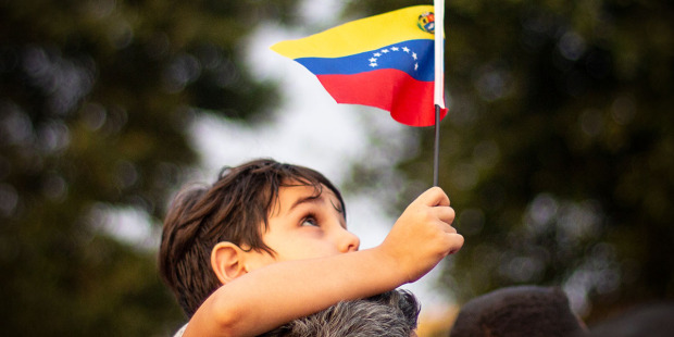web3-venezuela-child-flag-freedom-democracy-shutterstock_1302520606 (1)