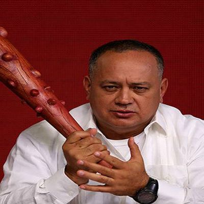 Diosdado-Cabello-CON-EL-MAZO-DANDO-DESTACADO