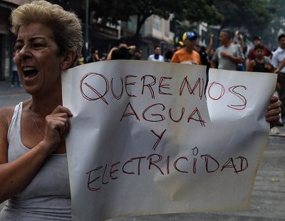 web3-venezuela-outage-electricity-water-protest-000_1f98fg-federico-parra-afp