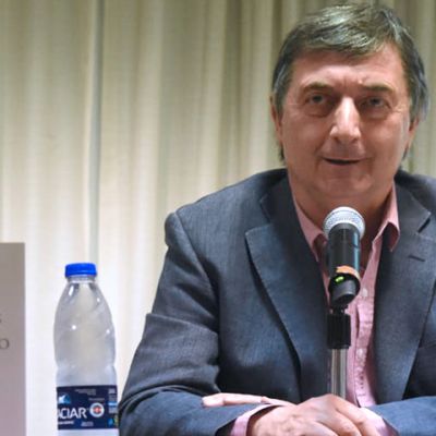 Aldo Duzdevich autor de Salvados por Francisco