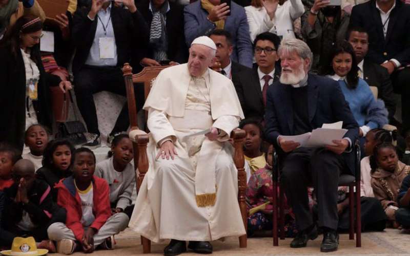 discurso-del-papa-francisco-en-la-visita-a-la-ciudad-de-la-amistad-de-akamasoa