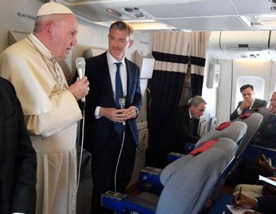 papa-francisco-avion-de-vuelta-africa-madagascar-mozambique-mauricio-850x310