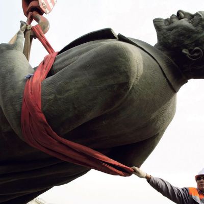 Lenin Estatua