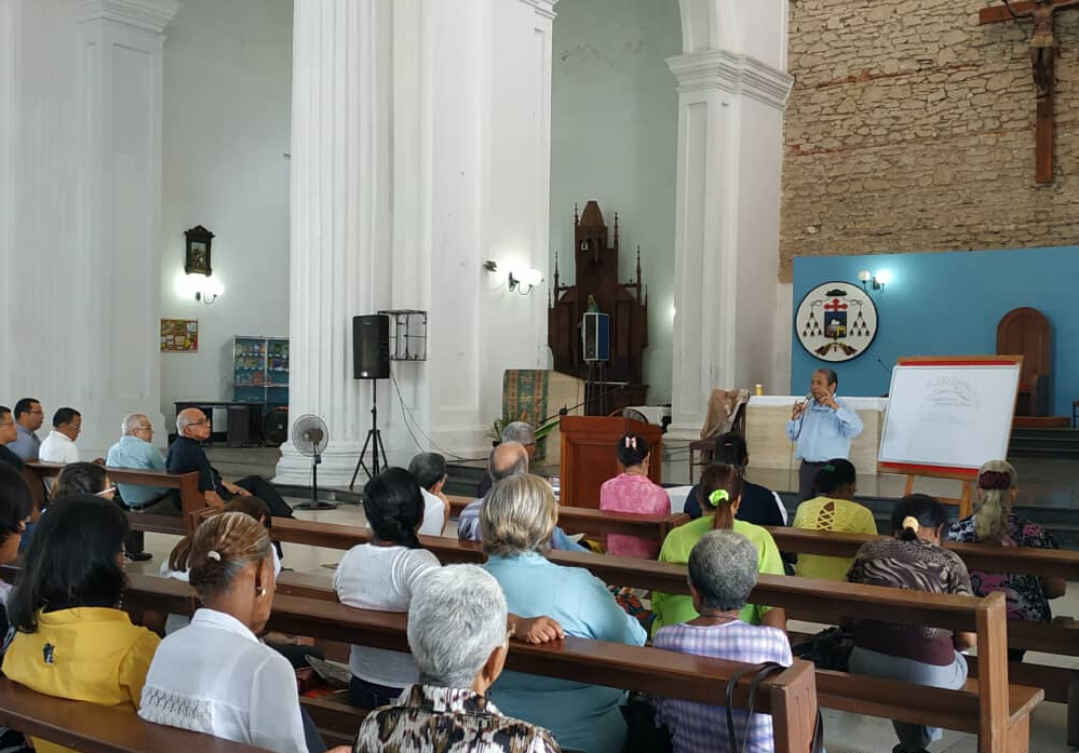 diocesis-de-puerto-cabello-inicio-ciclo-de-charlas-jubilares-complementarias-en-su-25-aniversario