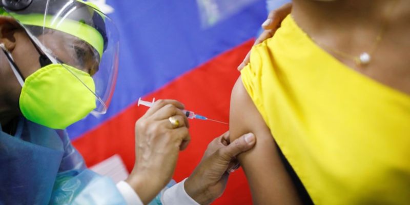 Hallazgos, vacunas y vida
