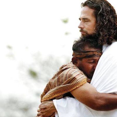 hugging-jesus-e1396627606484 (1)