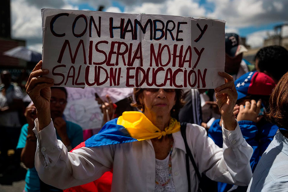 Los maestros financian con su pobreza la educación de los venezolanos