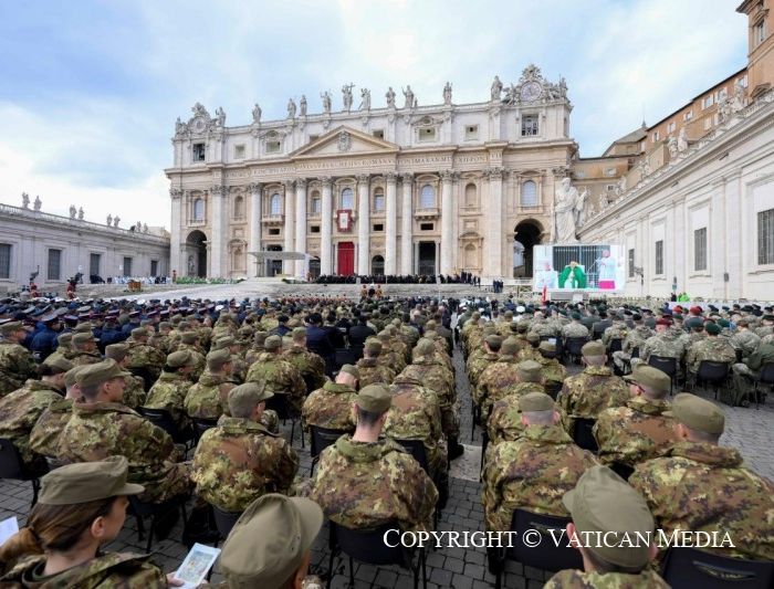 militares y vaticano