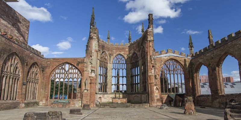 10.2 Cortesía www.coventrycathedral.org.uk