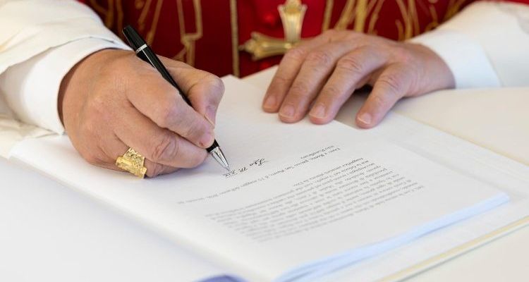 firma magnifica humanitas